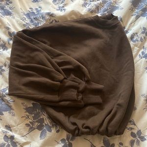 Zara cropped sweatshirt (crew neck)